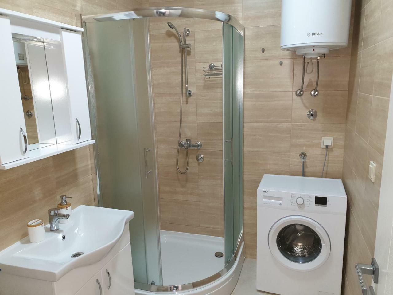 تيفات Apartments Jadran المظهر الخارجي الصورة